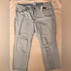 Slim straight ankle distress jeans